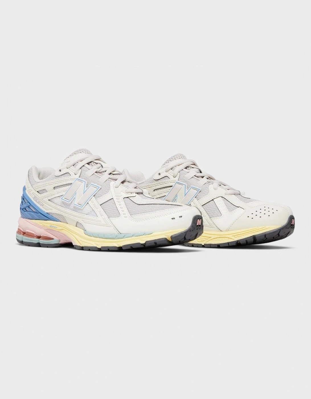 1906U Angora Lunar New Year Blue Pink