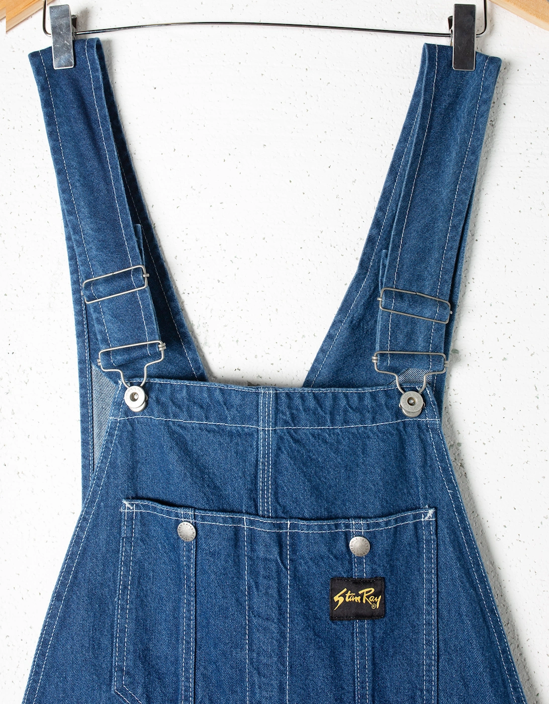 Earls Bib 
