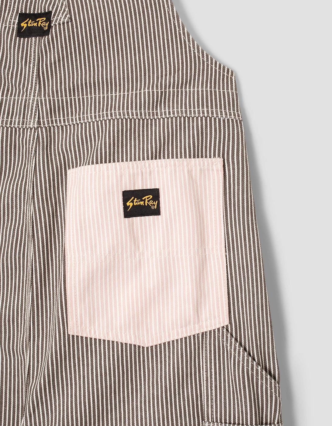 Earls Bib 
