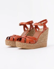 Clay Red