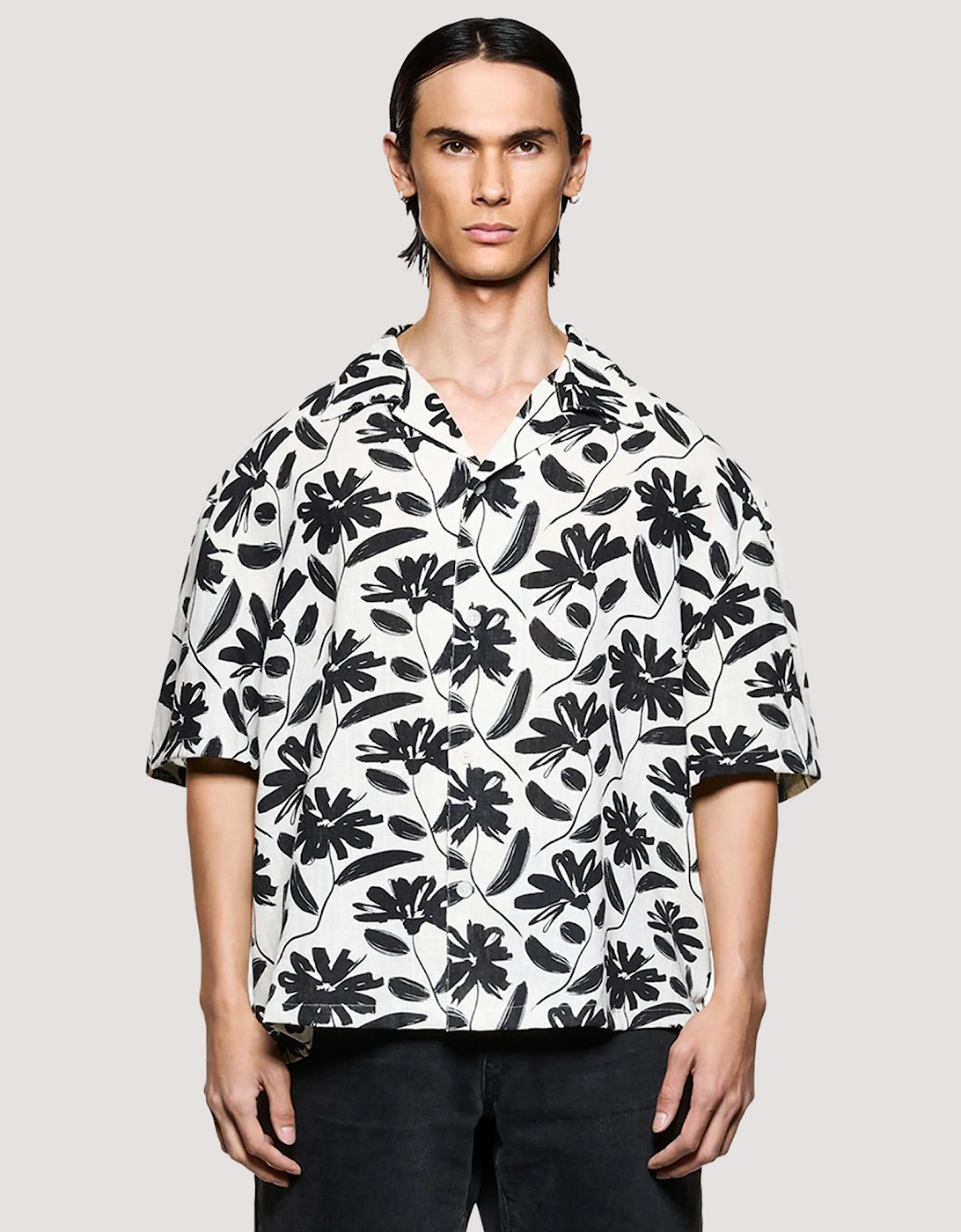 Box Fit Floral Linen Short Sleeve Vacation Shirt, 6 of 5