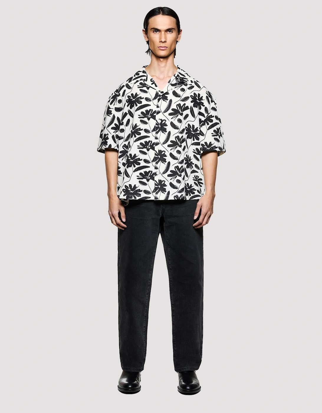 Box Fit Floral Linen Short Sleeve Vacation Shirt