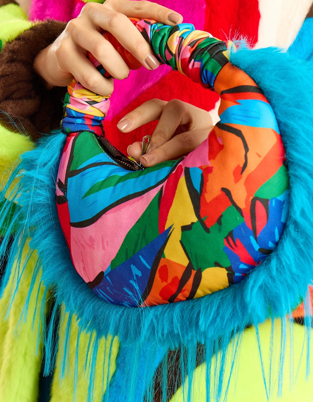 Bamboo Faux Fur Trim Chole Bag