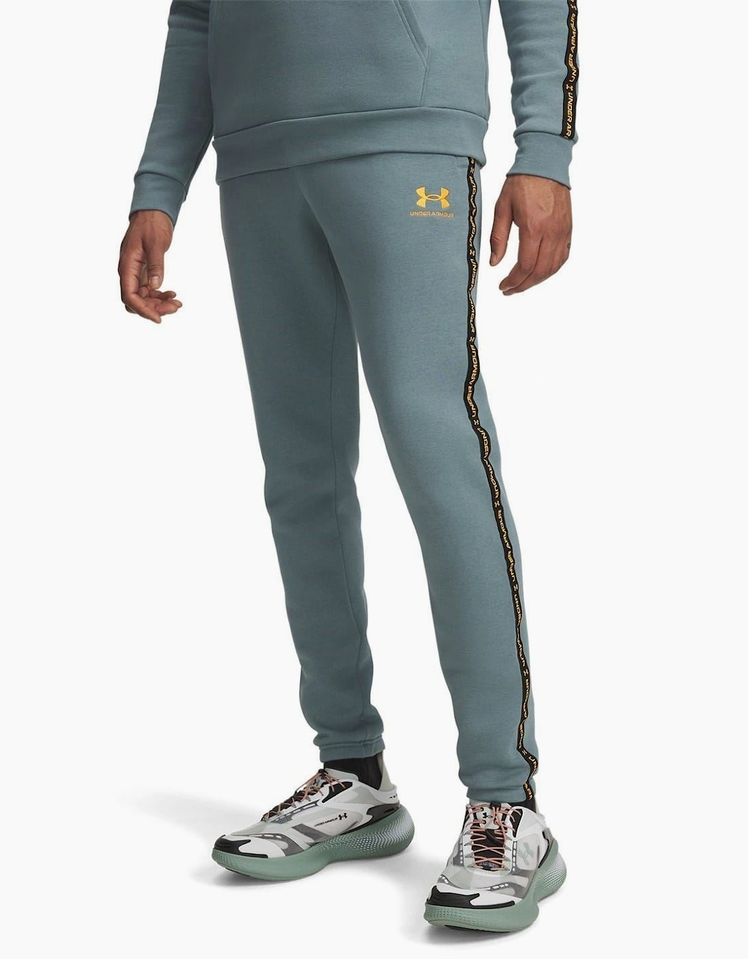 Icon Taping Closed Hem Fleece Joggers