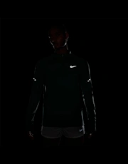 Thumbnail 5 of 6