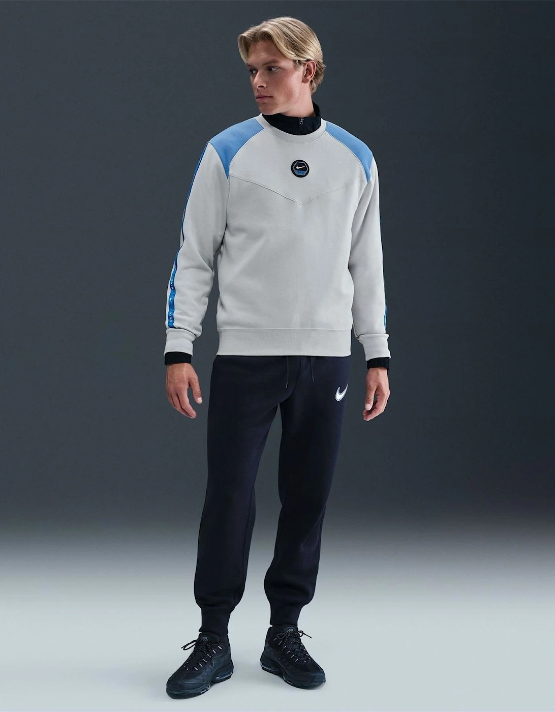 Crew Neck Ribbed Collar Long Sleeve Raglan Sweatshirt
