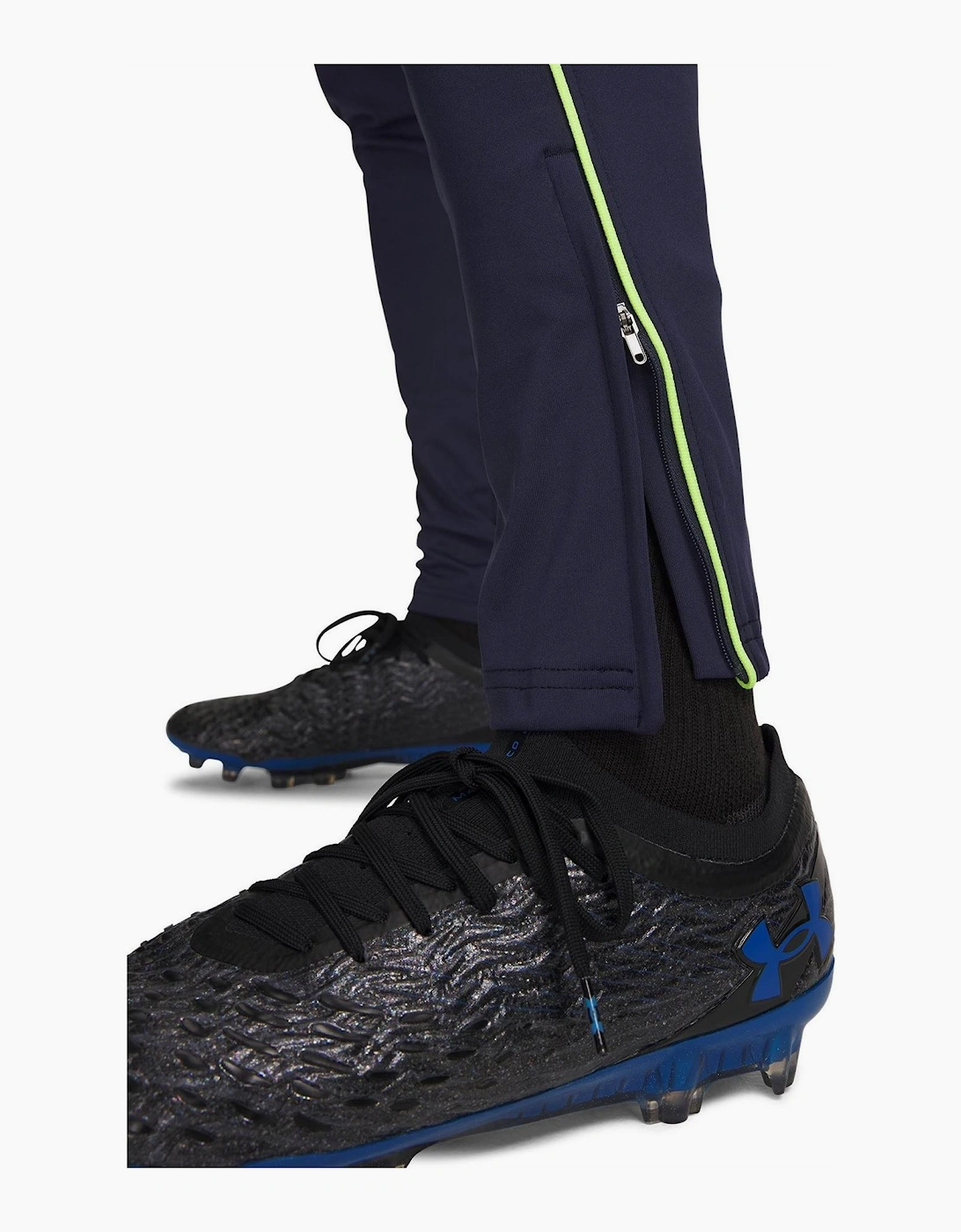 Chal Solid Patterned Slim Athletic Pants