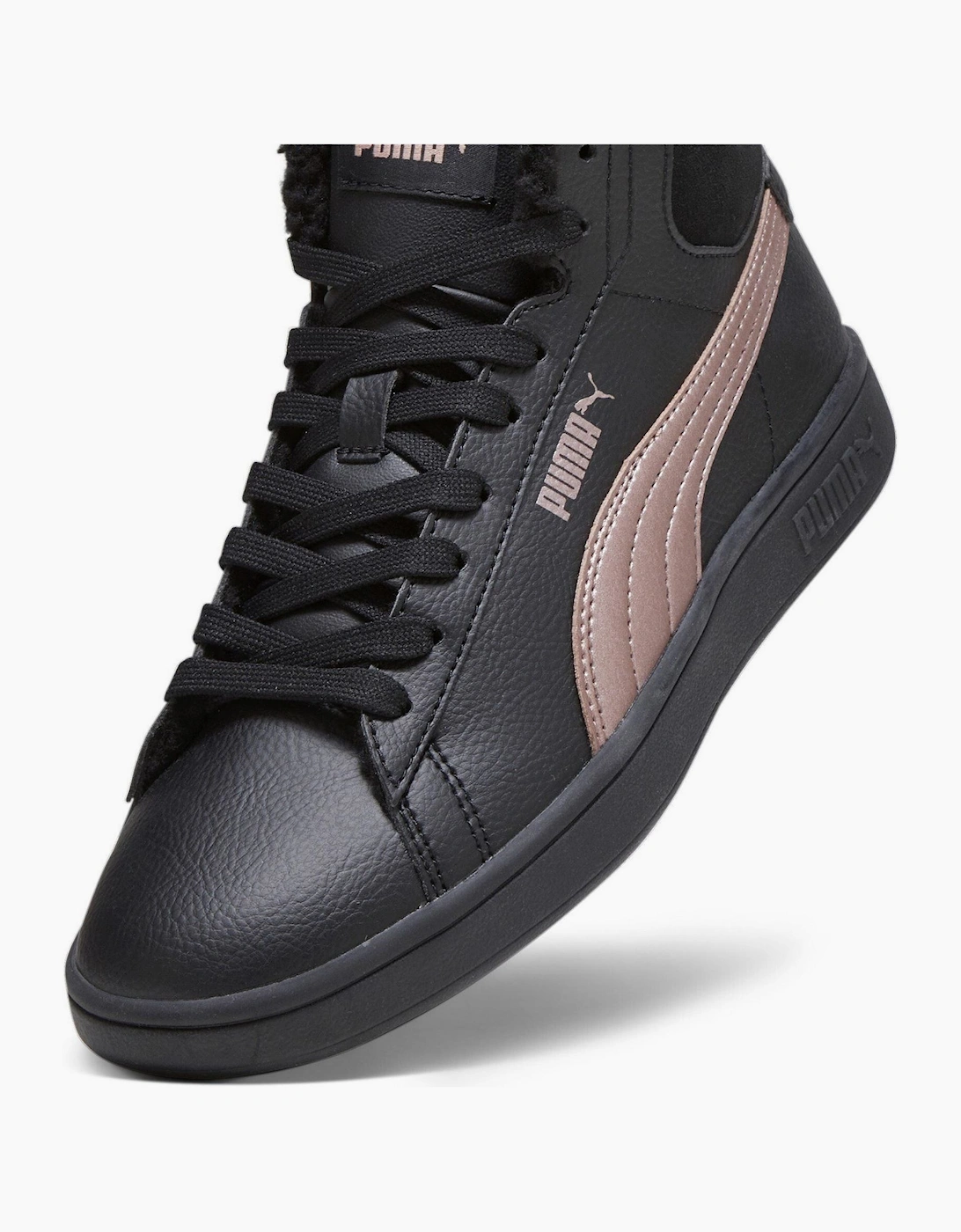 Smsh Mid Wtr Low Top Trainers