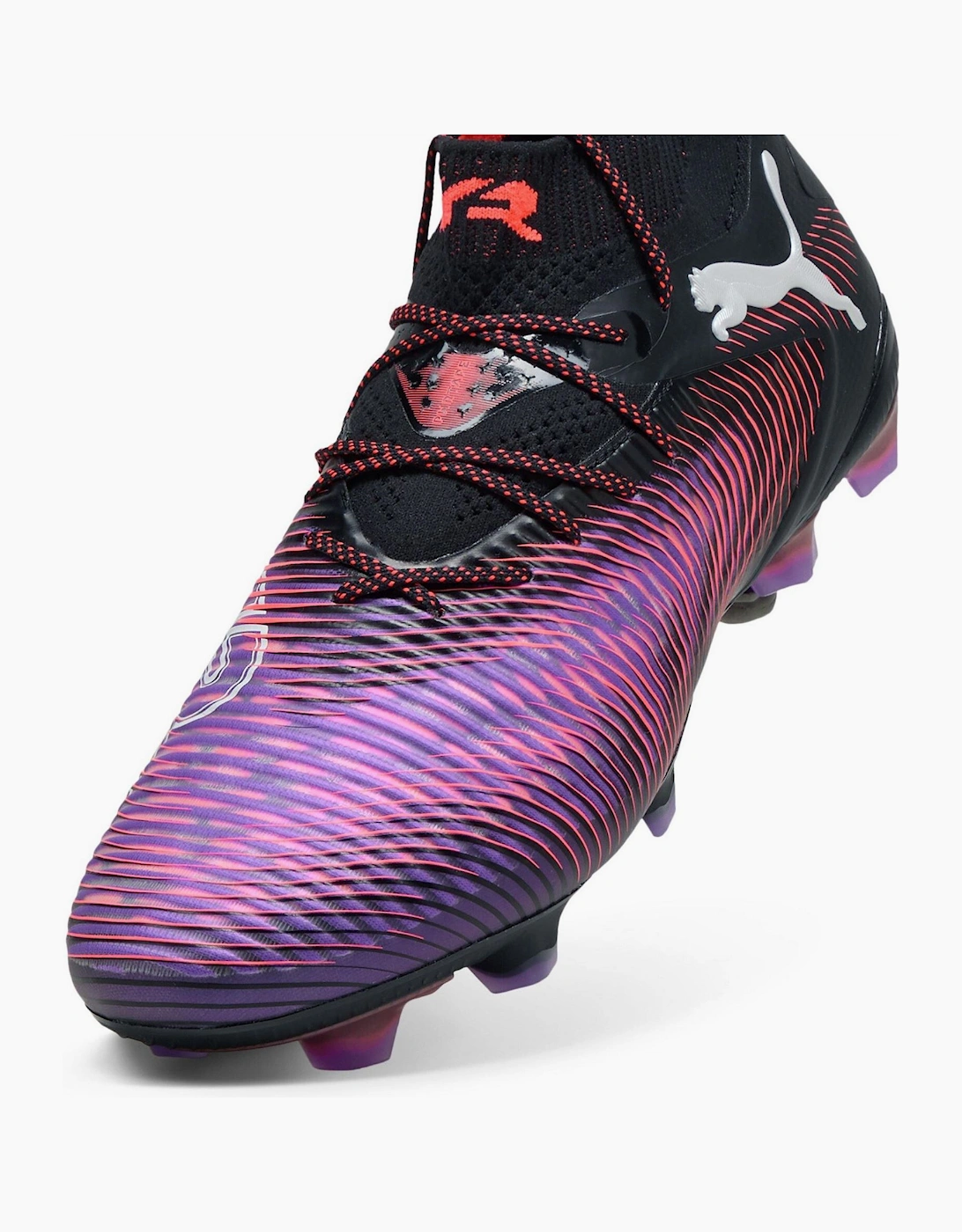 8 Ultimate Adults Firm Ground Football Boots
