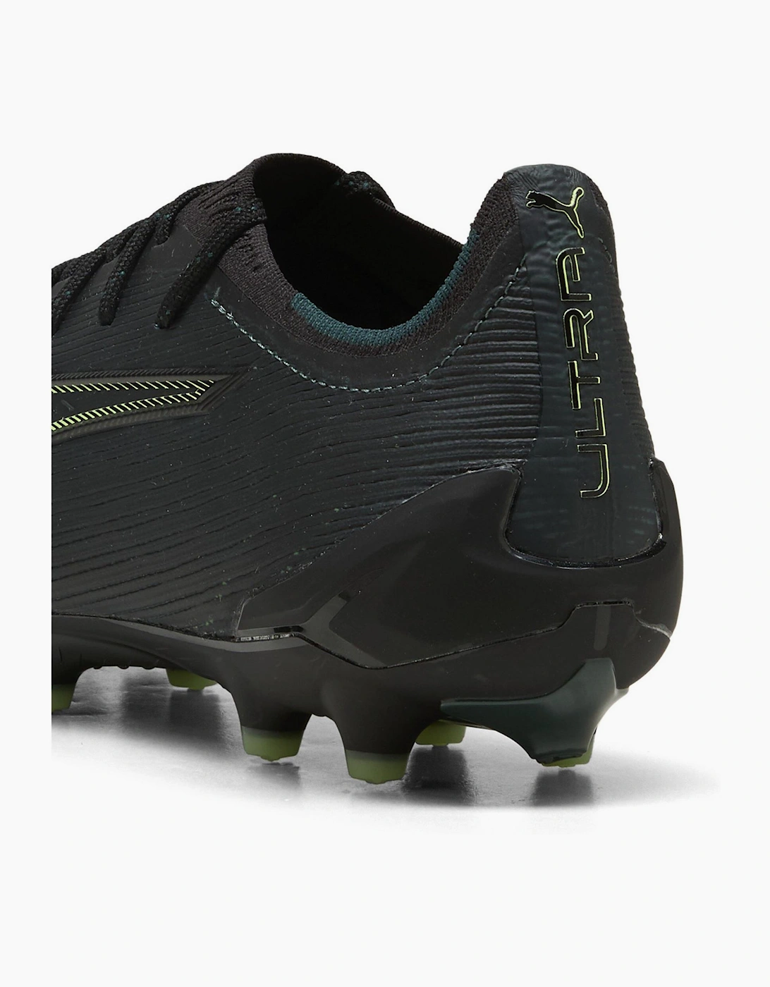 6 Ultimate AG Firm Ground Football Boots