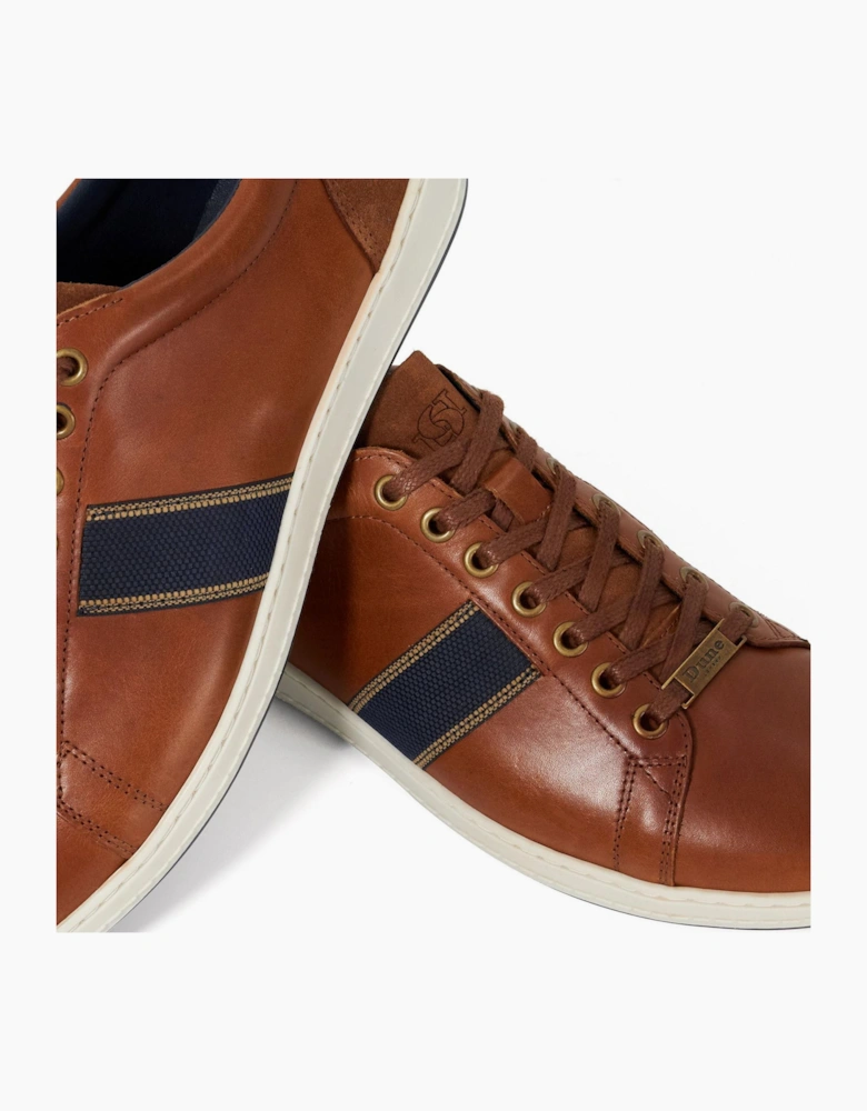 Lo Trint Stripe Lace Up Canvas Low Top Sneakers