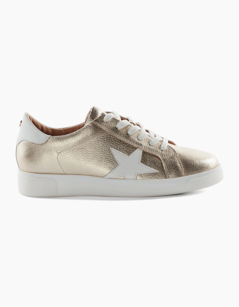 Lo Edriss Star Lace Up Canvas Low Top Sneakers