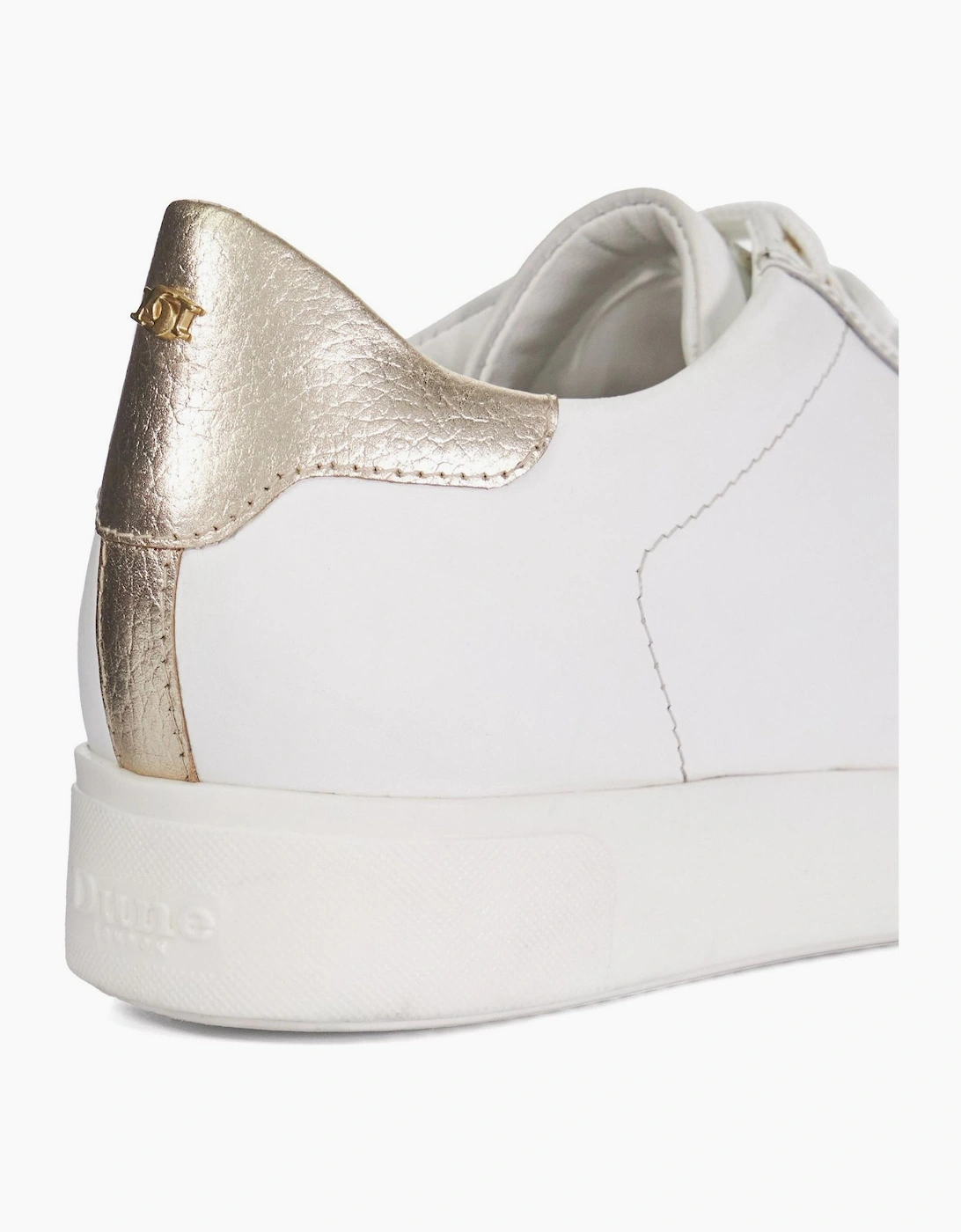 Lo Edriss Star Lace Up Canvas Low Top Sneakers