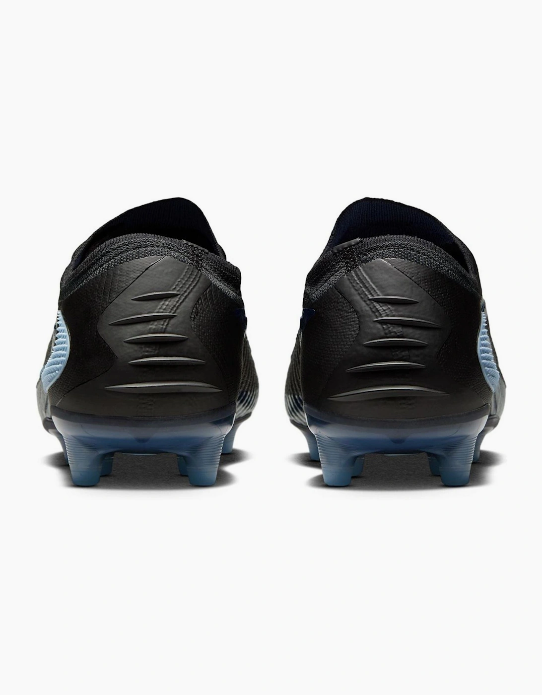 Phantom 6 Textured Lace Up Low Top Sneakers