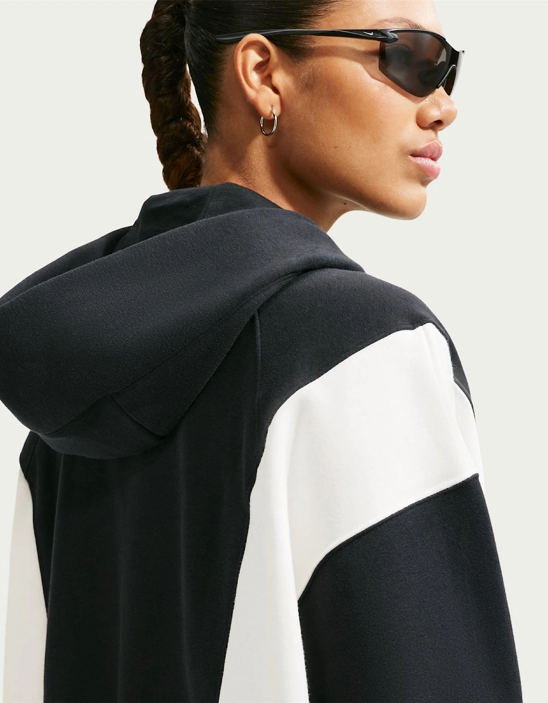 Wordmark Graphic Hooded Long Sleeve Sweatshirt