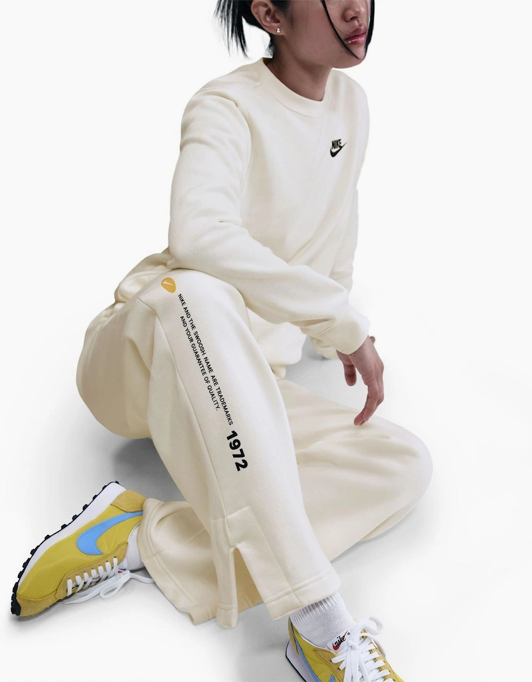 Classic Solid Patterned Wide Fit Sweatpants