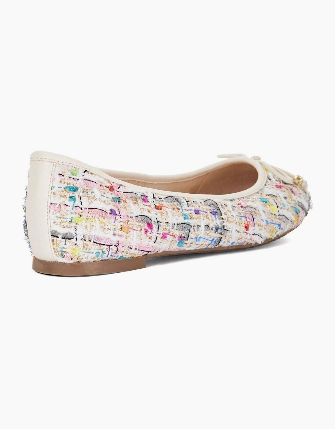 Lo Hallo Textured Flats Pumps