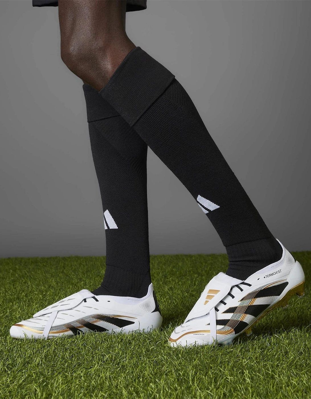 Predator Elite Firm Ground Lace Up Sneakers