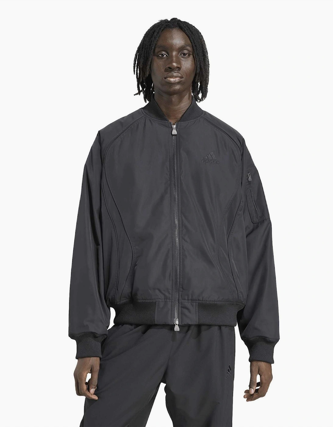 Teamgeist Solid Patterned Zipped Pocket Mock Neck Ribbed Cuff Bomber Jacket