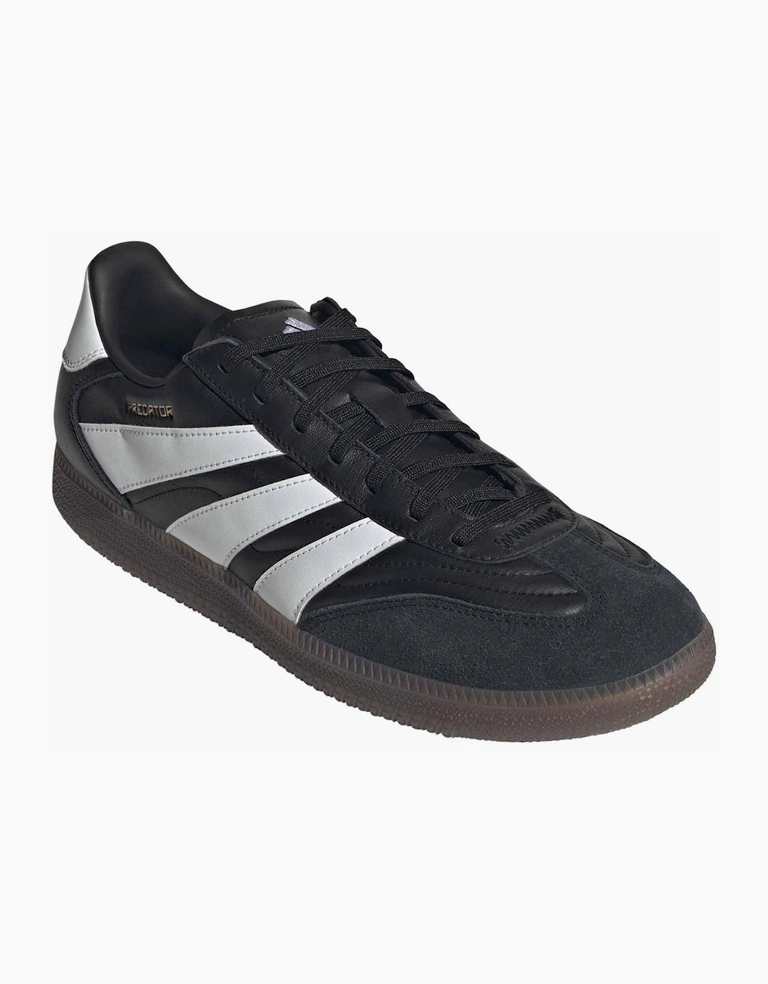 Predator Freestyle Lace Up Low Top Sneakers