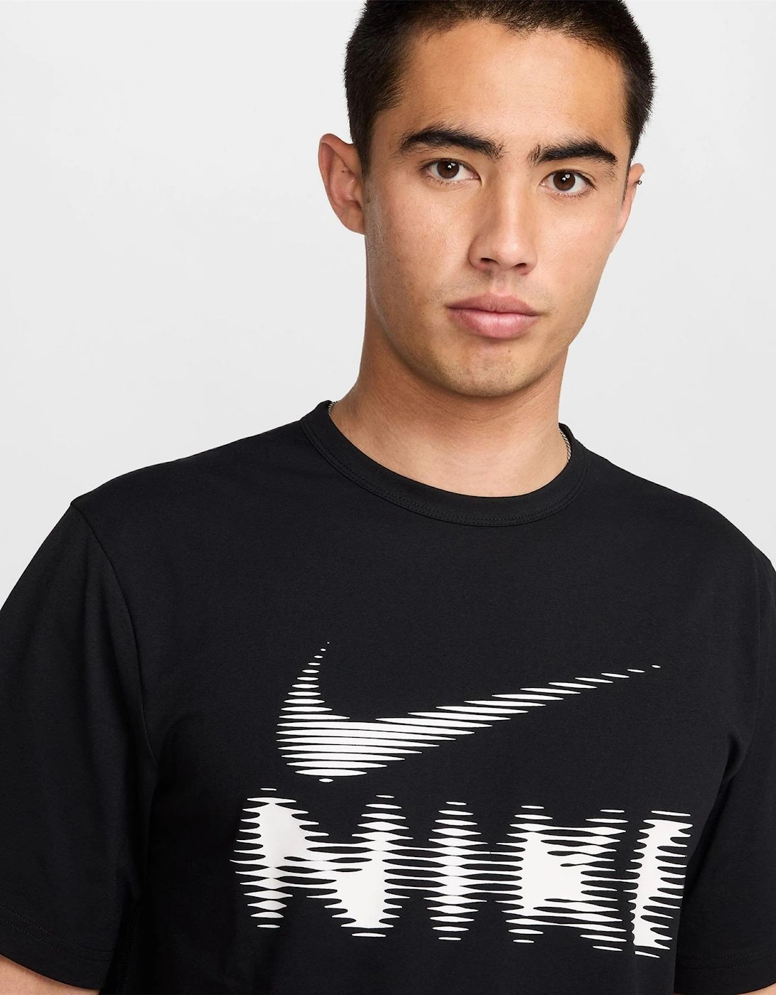 M Nk Df Uv Hyve