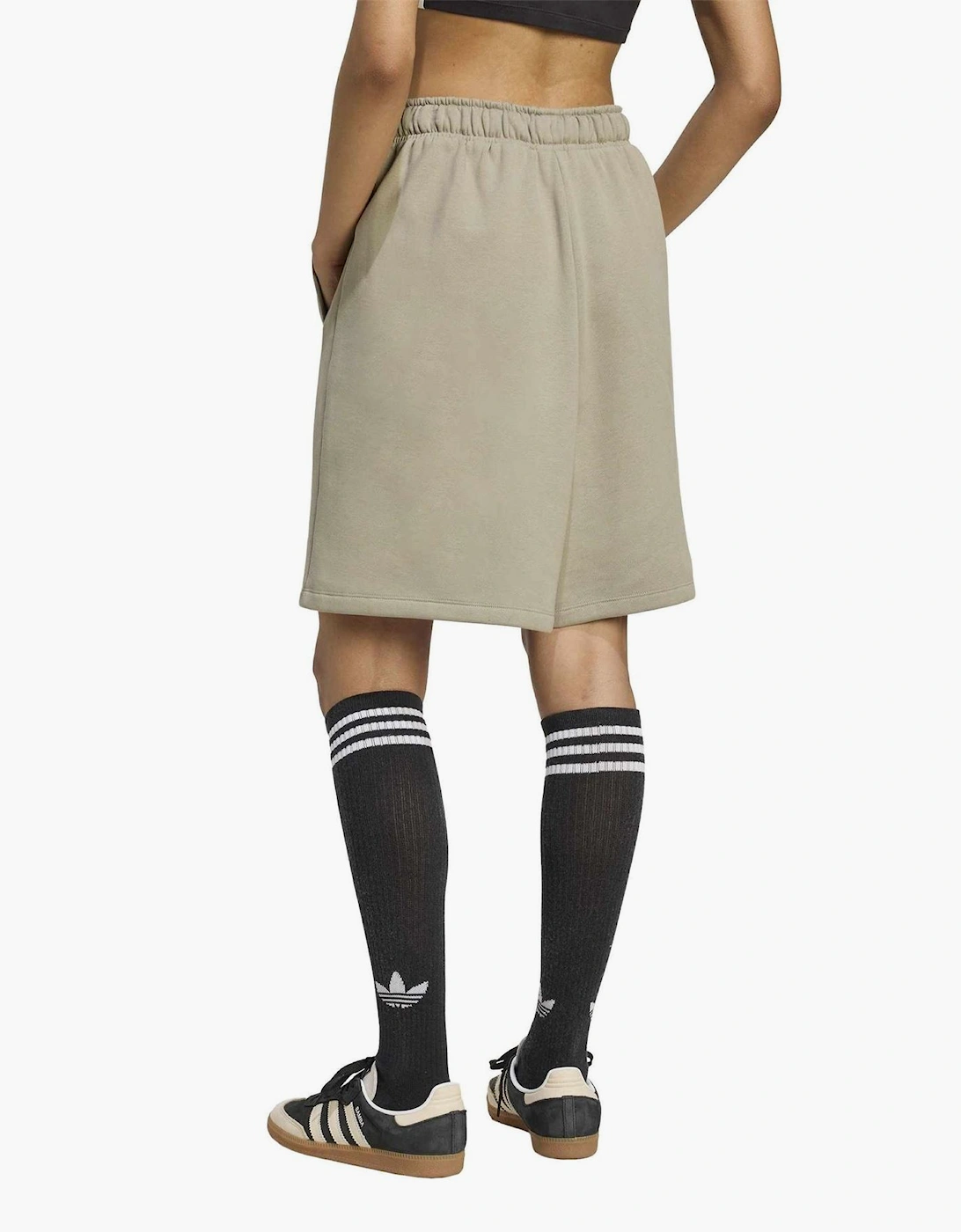 Ess Lin Solid Bermuda Sweat Shorts