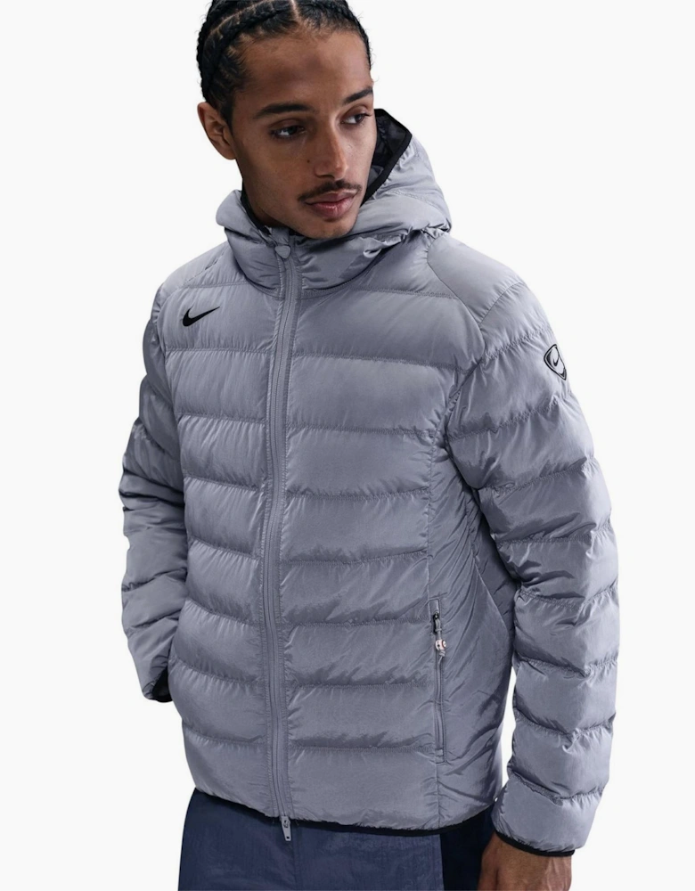 Solid Patterned Zipped Pocket Hooded Woven Cuff Puffer Jacket