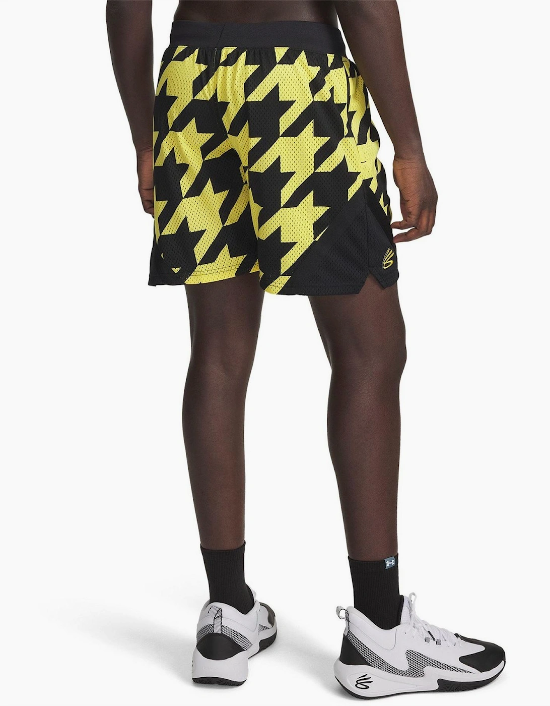 Curry Sig Short 3