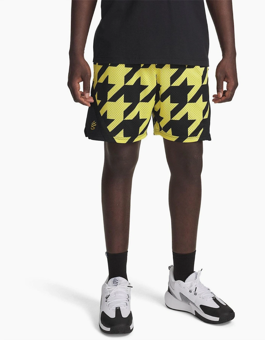Curry Sig Short 3, 5 of 4