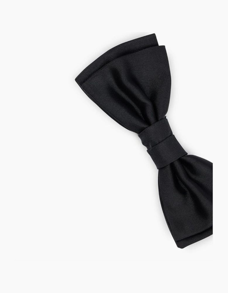 Pre-Tied Bow Tie
