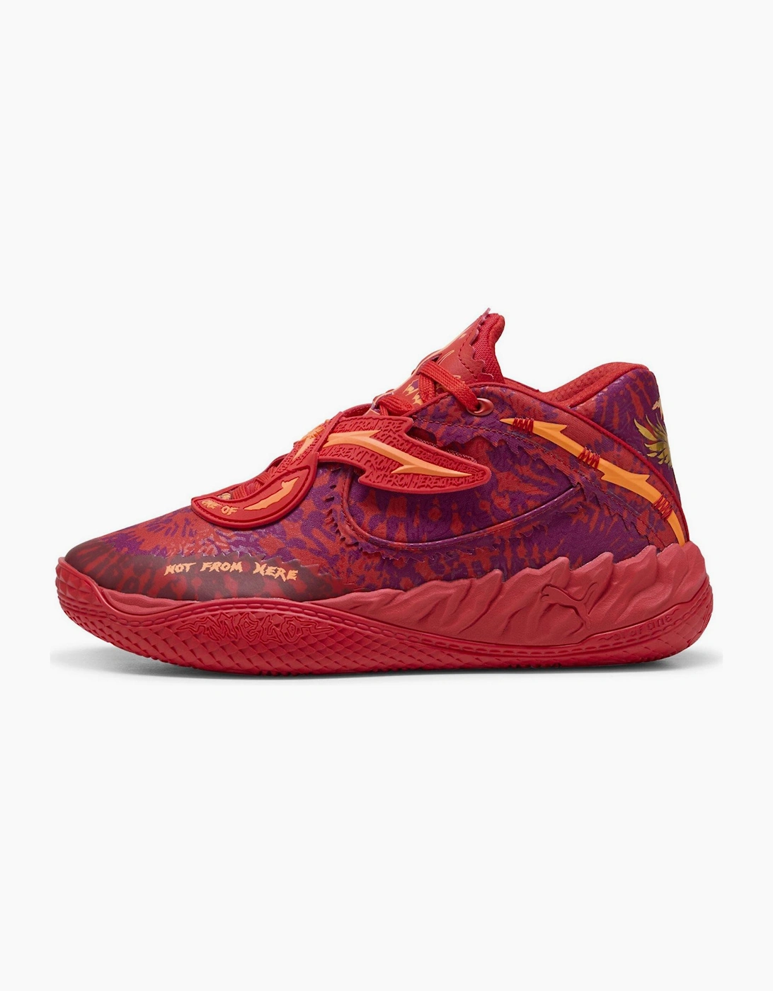 Mb.05 Crowd Surf Basketball Trainers
