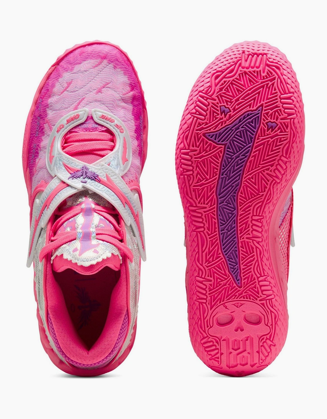 Mb.05 World Tour Basketball Trainers