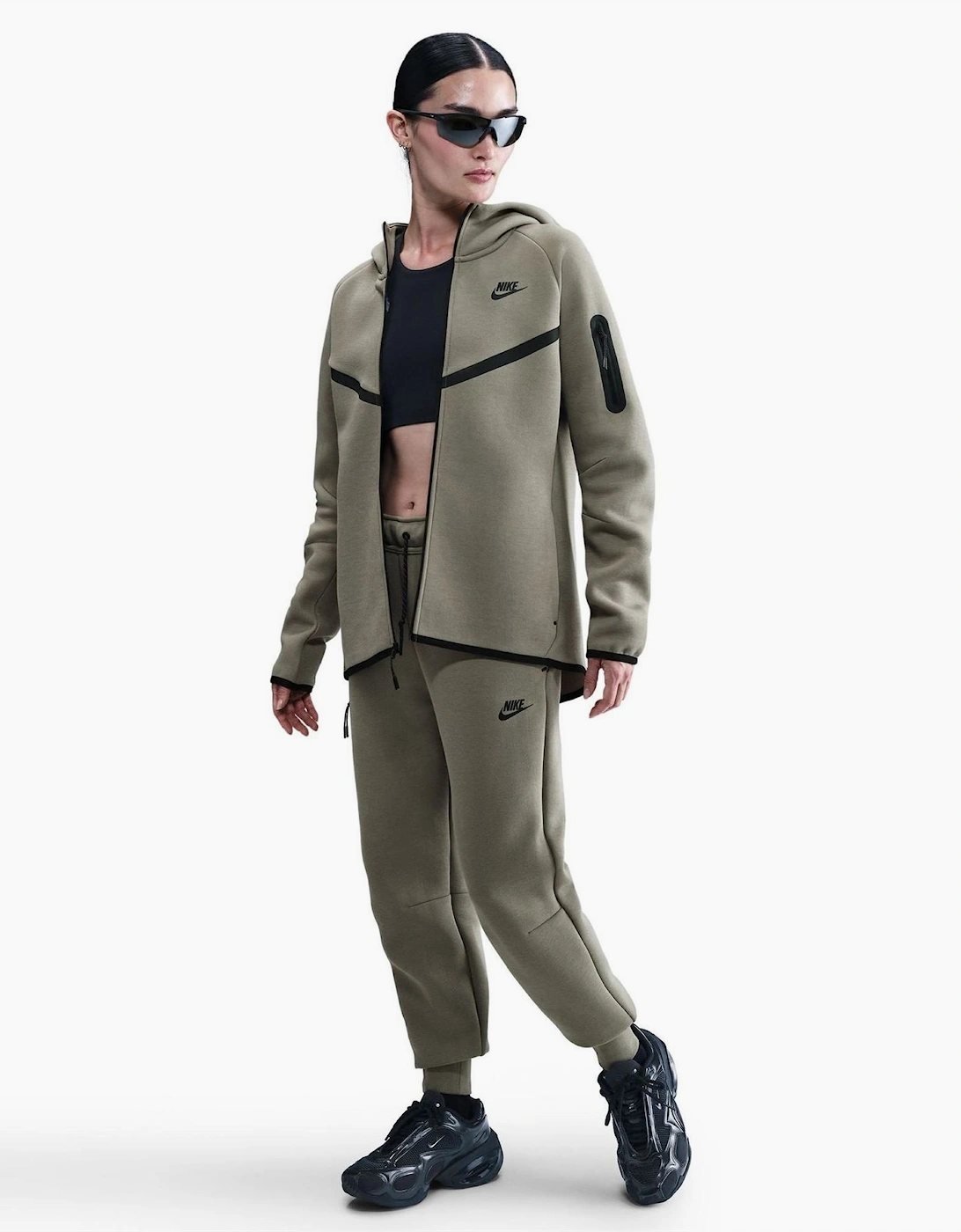Tech Fleece Windrunner Womens