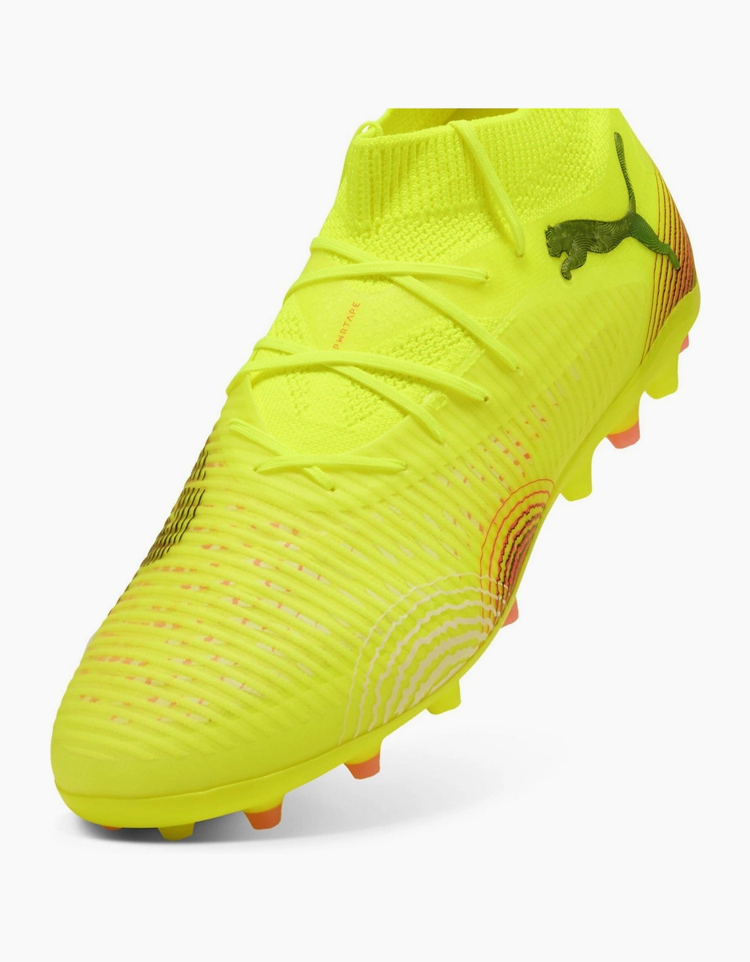 8 Pro Mixed Ground Football Boots