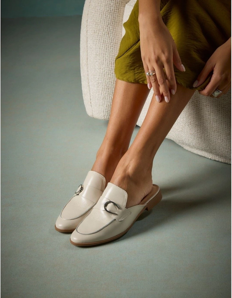 Hush Puppies Calla Leather Women's Ivory Mules