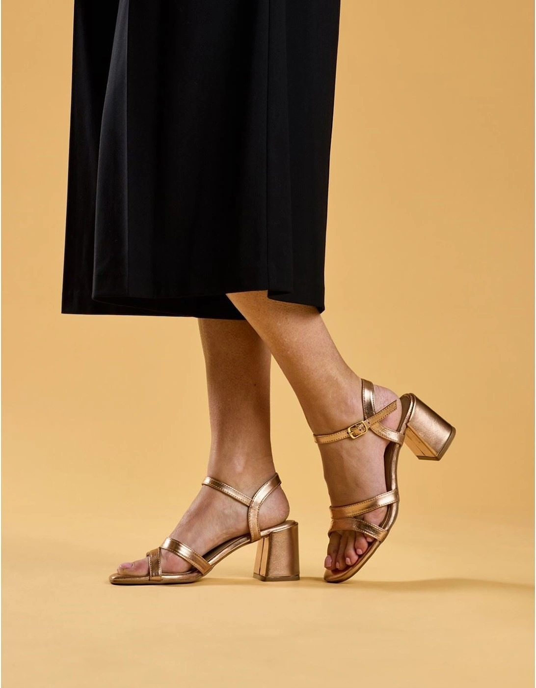 Hush Puppies Nalani Leather Women's Rose Heels