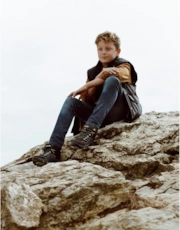Thumbnail 8 of 9