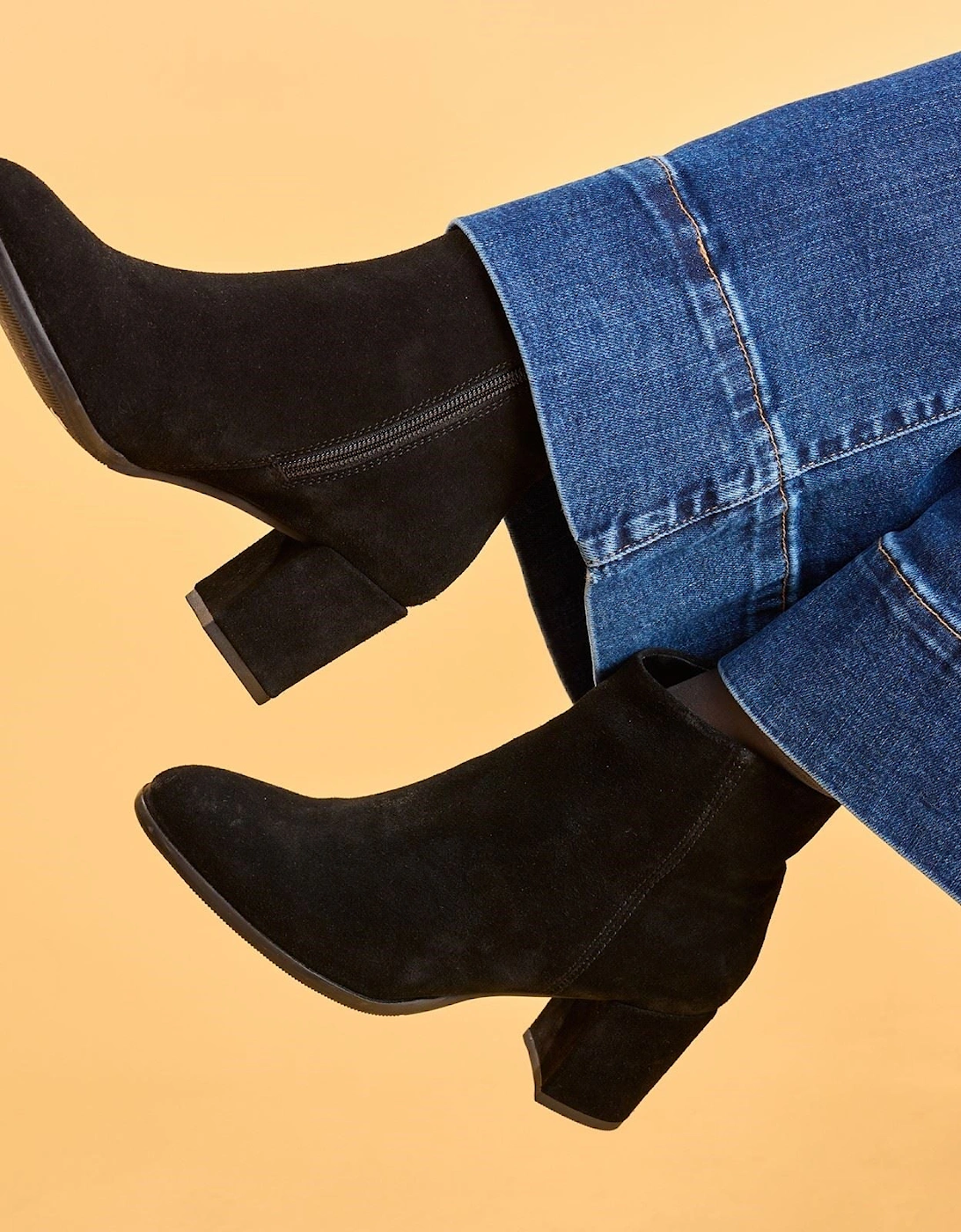 Hush Puppies Claridy Suede Leather Women's Black Heeled Ankle Boots