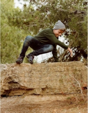 Thumbnail 8 of 9