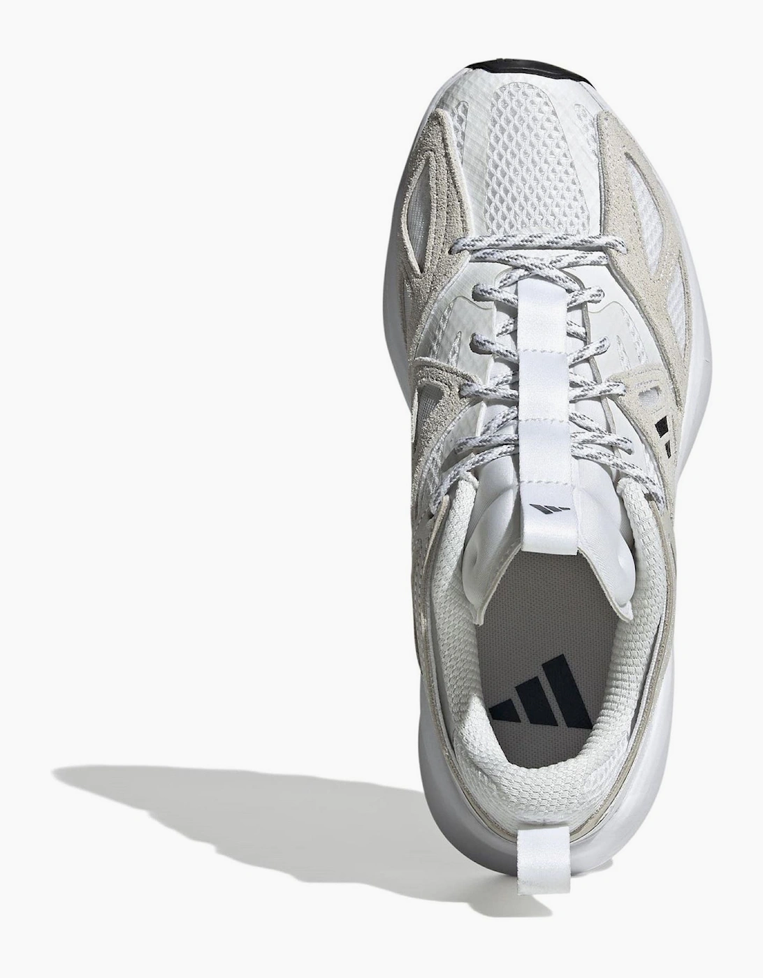 Kantai Trail Low Top Sneakers