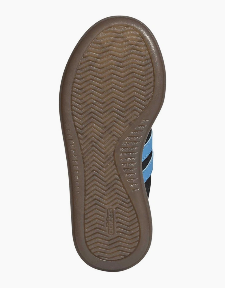 Barreda Decode Low Top Trainers