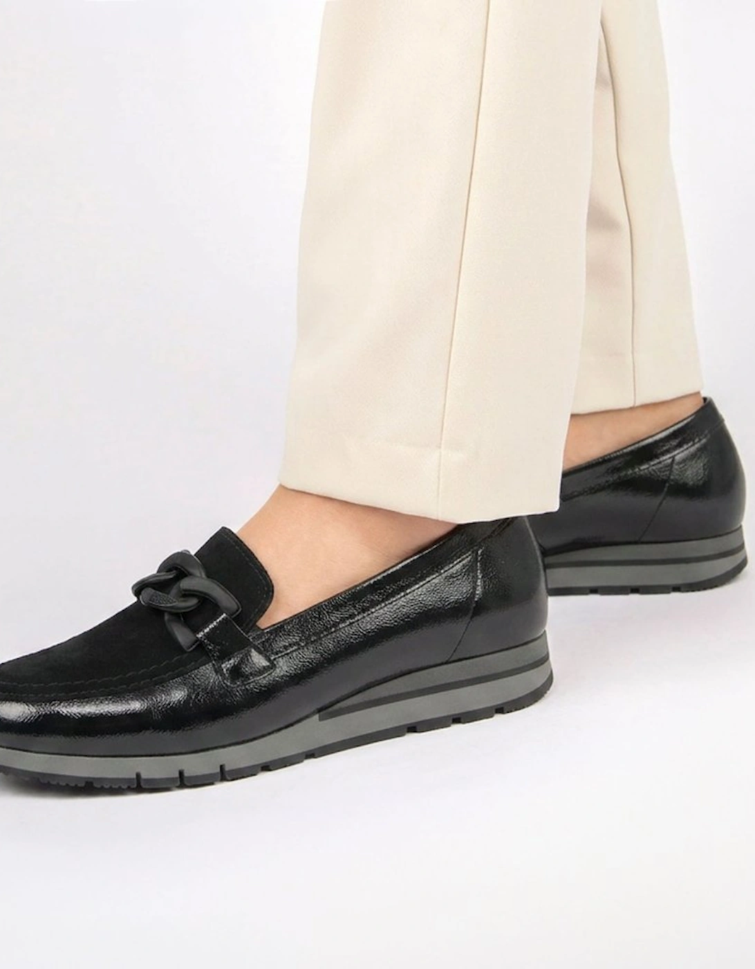 Bea Womens Loafers