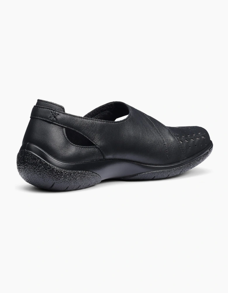Daphne Womens Wide Mary Jane Shoes