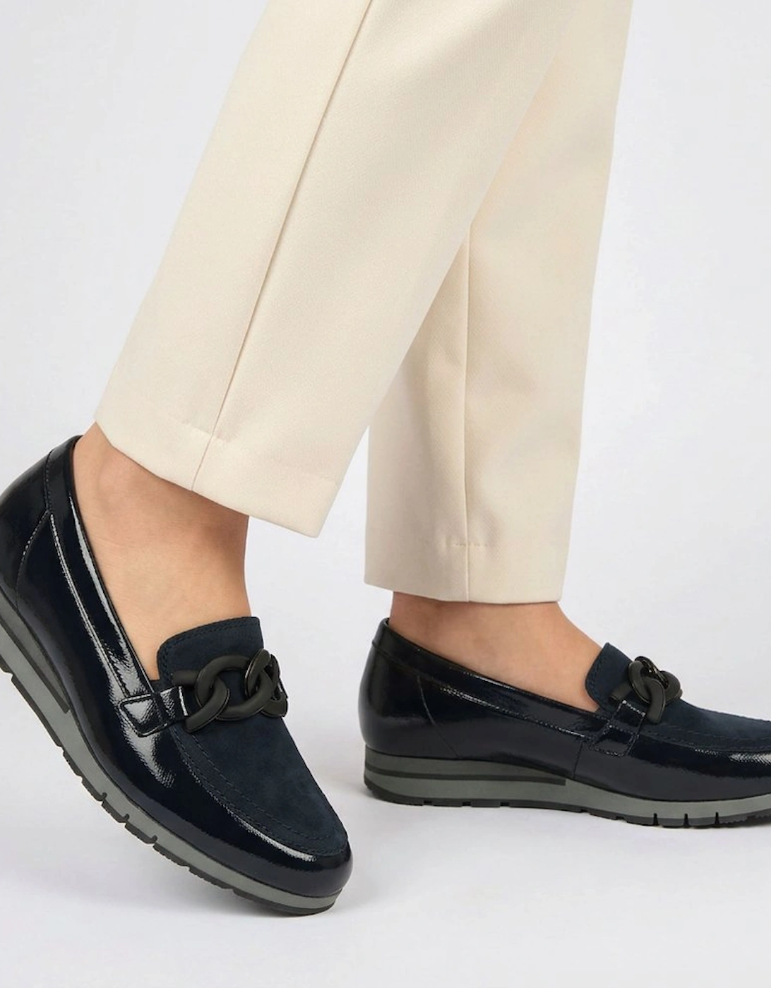 Bea Womens Loafers