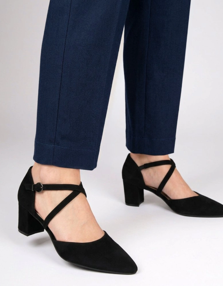 Gisele Womens Open Court Shoes
