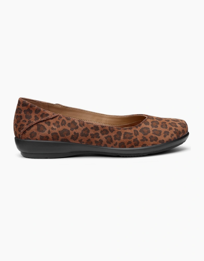 Birdie Womens Wide Ballet Pumps
