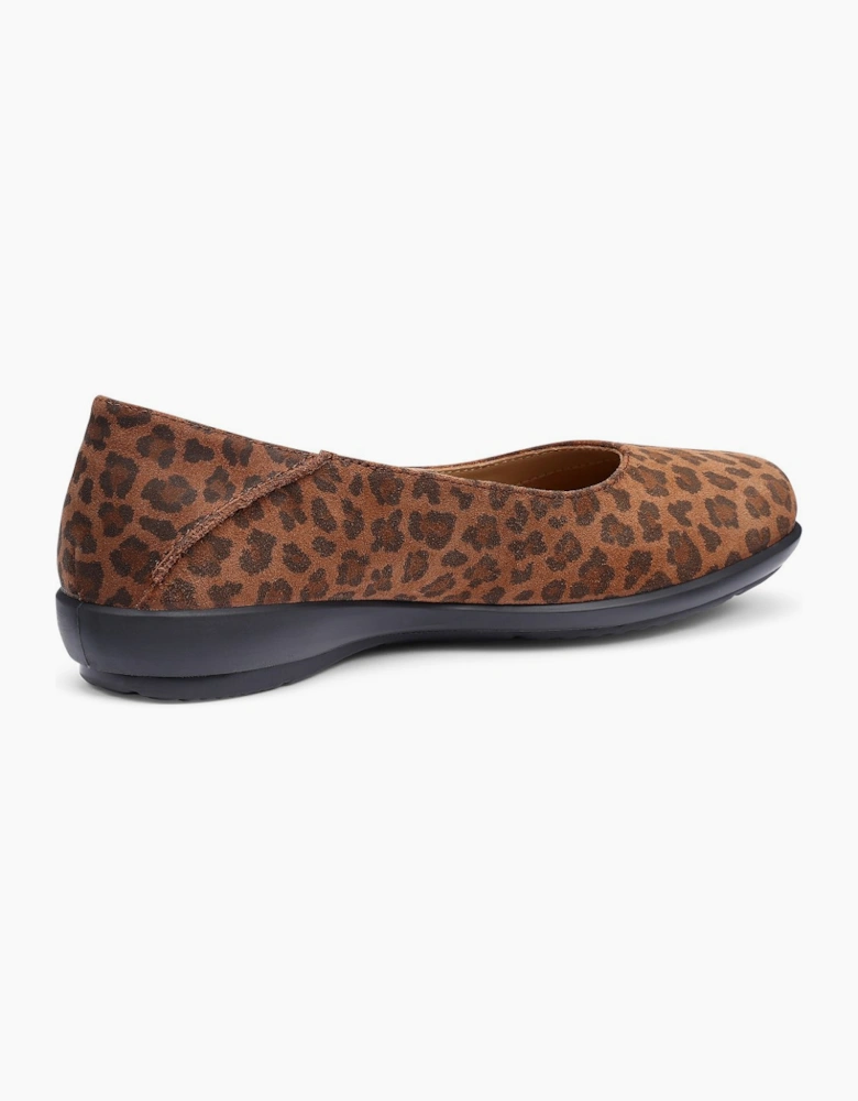 Birdie Womens Wide Ballet Pumps