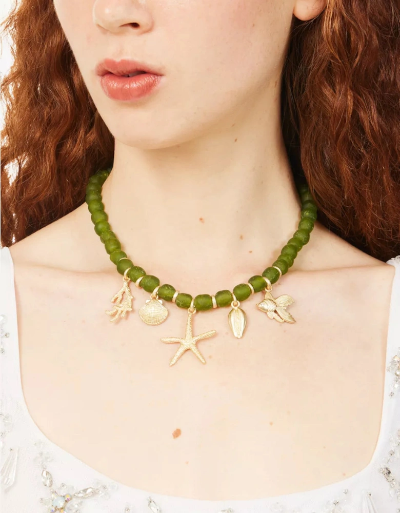 Meretrix Necklace in Green