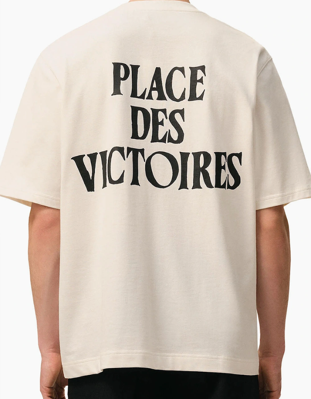 Men's AMI Cream 'Ami De Coeur' Et Imprime Place Des Victoires Au Dos T-Shirt