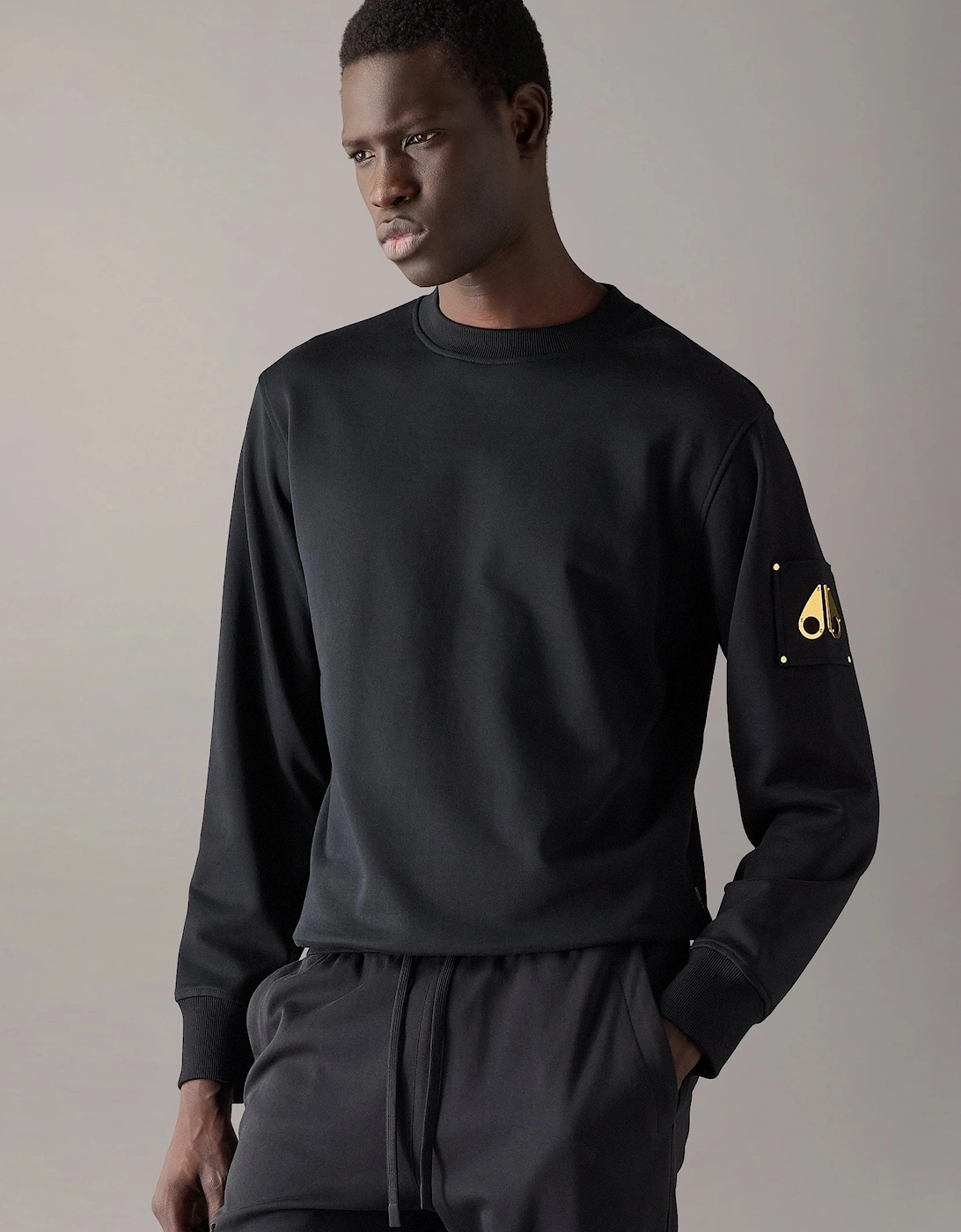Hartsfield Gold Logo Sweatshirt Black